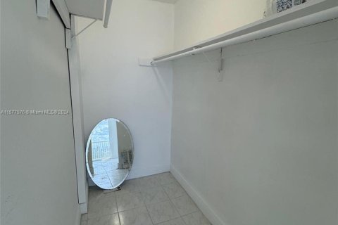 Condominio en venta en Miami, Florida, 2 dormitorios, 71.26 m2 № 1153521 - foto 11