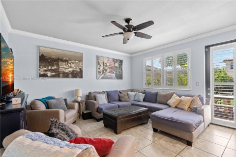 Villa ou maison à vendre à Cutler Bay, Floride: 4 chambres, 237.55 m2 № 1153566 - photo 12