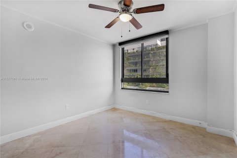 Copropriété à vendre à Miami Beach, Floride: 2 chambres, 100.71 m2 № 1153518 - photo 17