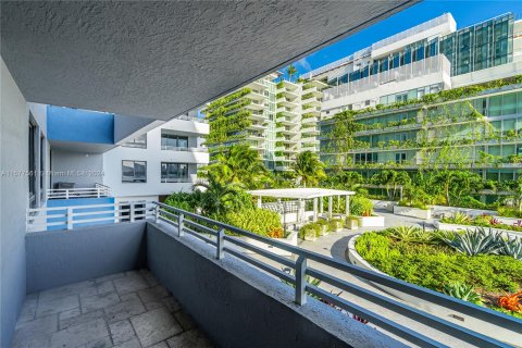 Copropriété à vendre à Miami Beach, Floride: 2 chambres, 100.71 m2 № 1153518 - photo 26