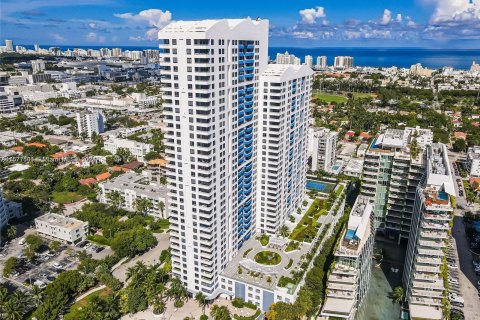 Copropriété à vendre à Miami Beach, Floride: 2 chambres, 100.71 m2 № 1153518 - photo 4