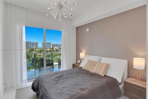 Condominio en venta en Sunny Isles Beach, Florida, 3 dormitorios, 175.77 m2 № 26304 - foto 28