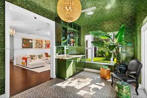 Casa en venta en Miami Beach, Florida, 7 dormitorios, 404.22 m2 № 1384468 - foto 9