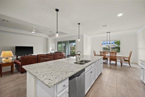 Villa ou maison à vendre à Punta Gorda, Floride: 3 chambres, 227.05 m2 № 1278103 - photo 4