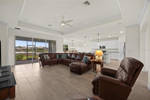 Villa ou maison à vendre à Punta Gorda, Floride: 3 chambres, 227.05 m2 № 1278103 - photo 10