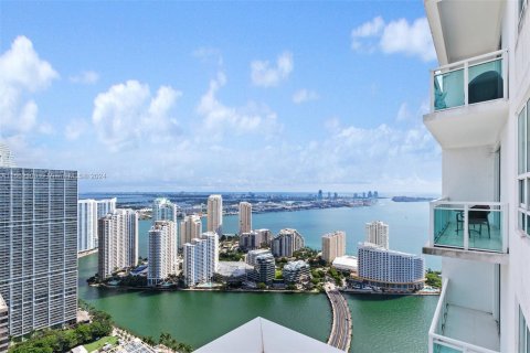 Copropriété à louer à Miami, Floride: 2 chambres, 91.6 m2 № 1370441 - photo 9