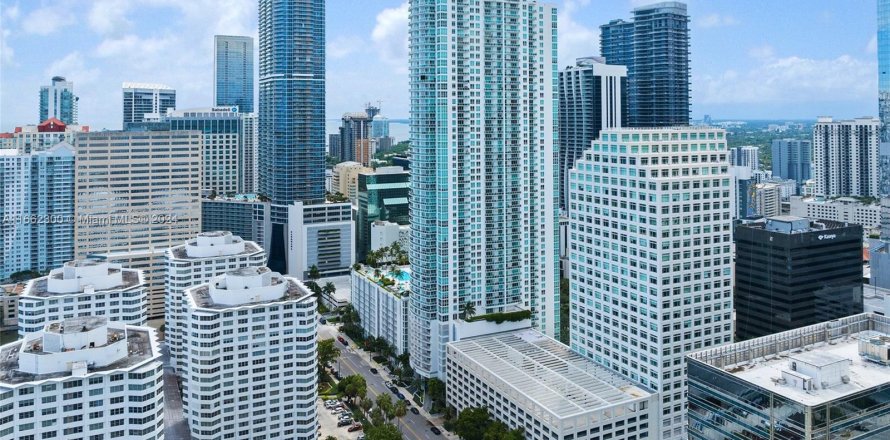 Condo à Miami, Floride, 2 chambres  № 1370441