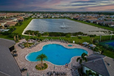 Villa ou maison à vendre à Lake Worth, Floride: 3 chambres, 235.04 m2 № 1177374 - photo 12