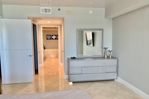 Copropriété à louer à Hallandale Beach, Floride: 2 chambres, 161 m2 № 496907 - photo 24