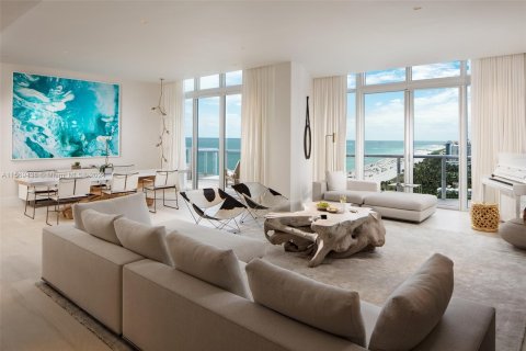 Condo in Miami Beach, Florida, 2 bedrooms  № 1120409 - photo 3