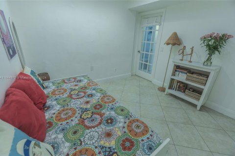 Copropriété à vendre à Miami Beach, Floride: 1 chambre, 82.4 m2 № 1328358 - photo 19