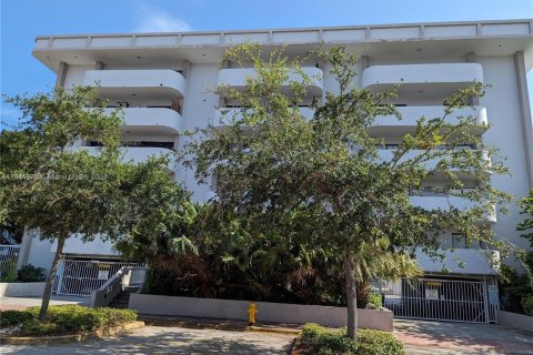 Copropriété à vendre à Miami Beach, Floride: 1 chambre, 82.4 m2 № 1328358 - photo 26