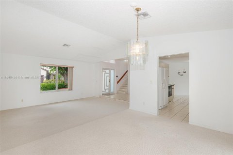 Villa ou maison à vendre à Coral Springs, Floride: 3 chambres, 180.42 m2 № 1332198 - photo 9