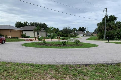 Terreno en venta en Punta Gorda, Florida № 243486 - foto 1