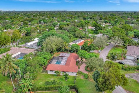 Villa ou maison à vendre à Palmetto Bay, Floride: 4 chambres, 181.16 m2 № 1179156 - photo 23