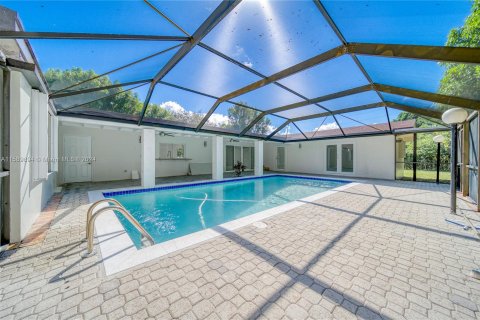 Villa ou maison à vendre à Palmetto Bay, Floride: 4 chambres, 181.16 m2 № 1179156 - photo 5