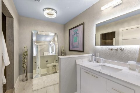 Condominio en venta en Fort Lauderdale, Florida, 3 dormitorios, 304.72 m2 № 46340 - foto 18