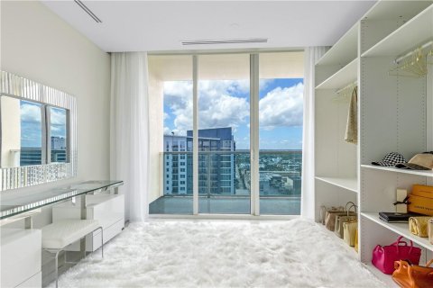 Condominio en venta en Fort Lauderdale, Florida, 3 dormitorios, 304.72 m2 № 46340 - foto 21