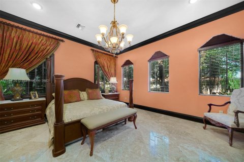 Купить виллу или дом в Майами-Лейкс, Флорида 4 спальни, 613.15м2, № 30722 - фото 25