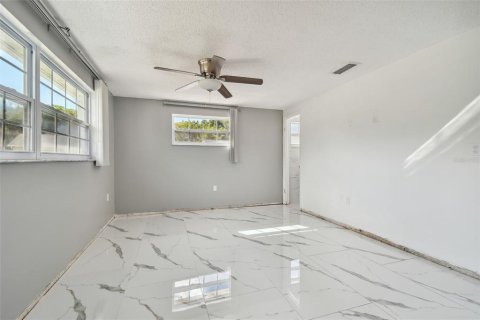 Casa en venta en New Port Richey, Florida, 3 dormitorios, 151.06 m2 № 1379283 - foto 27