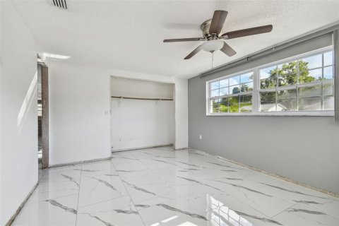 Villa ou maison à vendre à New Port Richey, Floride: 3 chambres, 151.06 m2 № 1379283 - photo 29