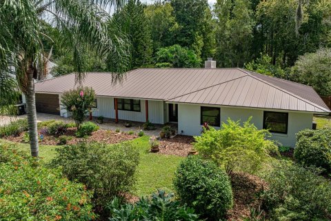 Villa ou maison à vendre à Winter Haven, Floride: 3 chambres, 194.91 m2 № 1379405 - photo 1