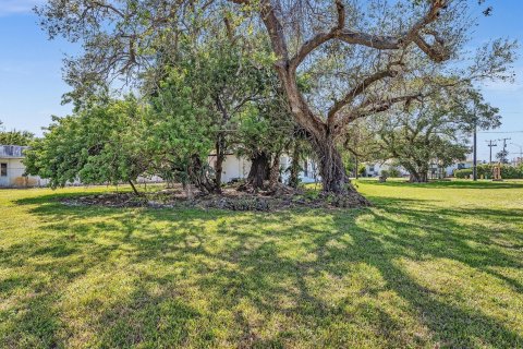 Terreno en venta en Miami, Florida № 1175126 - foto 10