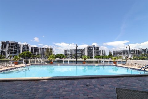 Condominio en venta en Hollywood, Florida, 2 dormitorios, 112.6 m2 № 1173834 - foto 30