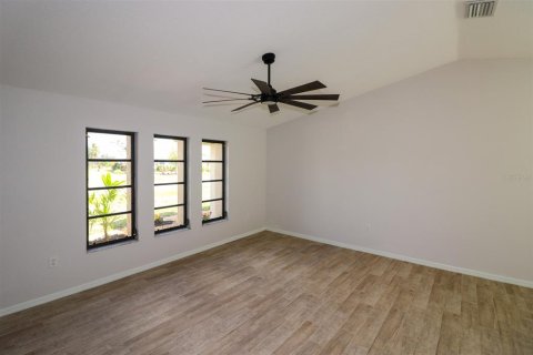 Casa en venta en Punta Gorda, Florida, 3 dormitorios, 189.8 m2 № 1123971 - foto 8