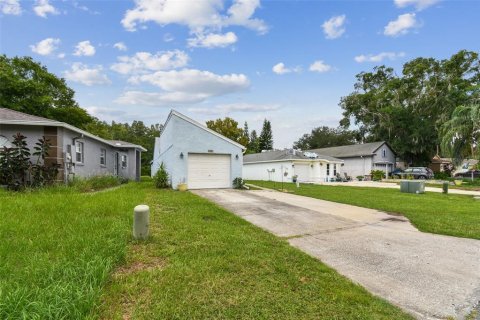 House in Land O' Lakes, Florida 3 bedrooms, 116.41 sq.m. № 1326189 - photo 2