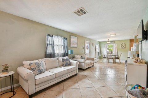 Casa en venta en Land O' Lakes, Florida, 3 dormitorios, 116.41 m2 № 1326189 - foto 14