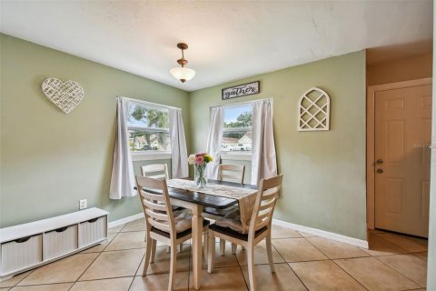 Casa en venta en Land O' Lakes, Florida, 3 dormitorios, 116.41 m2 № 1326189 - foto 13