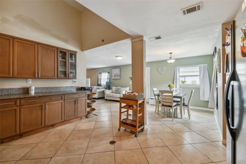 Casa en venta en Land O' Lakes, Florida, 3 dormitorios, 116.41 m2 № 1326189 - foto 9