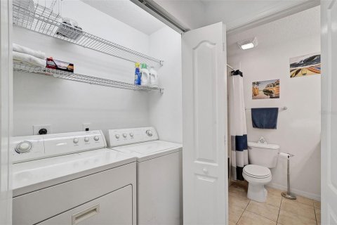 Copropriété à vendre à Bradenton, Floride: 2 chambres, 133.78 m2 № 1376693 - photo 22