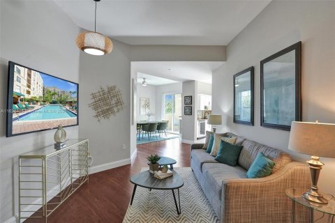 Condo in Fort Lauderdale, Florida, 3 bedrooms  № 1282606 - photo 2