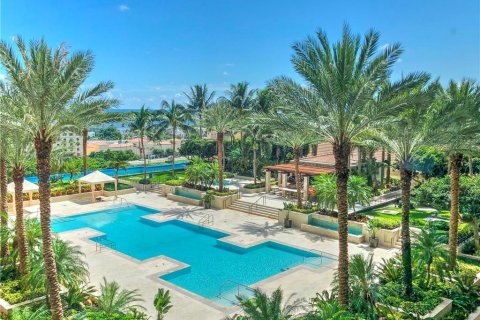 Condo in West Palm Beach, Florida, 1 bedroom  № 1128063 - photo 2