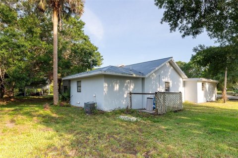 House in Okeechobee, Florida 3 bedrooms, 404.78 sq.m. № 440234 - photo 12
