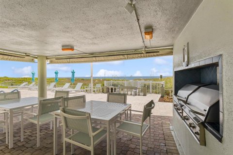 Condo in Lauderdale-by-the-Sea, Florida, 2 bedrooms  № 648238 - photo 14