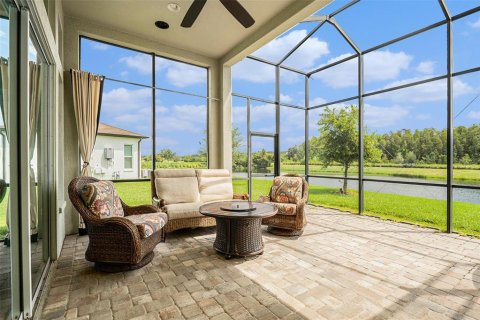 Villa ou maison à vendre à Wesley Chapel, Floride: 2 chambres, 172.89 m2 № 1336180 - photo 8