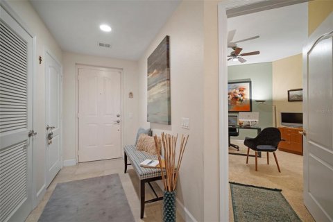 Condo in Saint Petersburg, Florida, 3 bedrooms  № 1337696 - photo 16