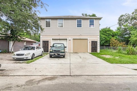 Immobilier commercial à vendre à Tampa, Floride: 323.67 m2 № 1299004 - photo 1