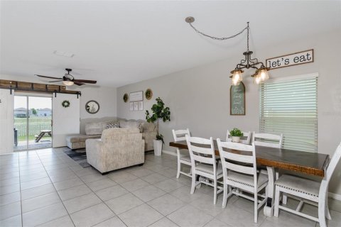 Casa en venta en New Port Richey, Florida, 6 dormitorios, 239.69 m2 № 1303914 - foto 14