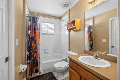 Adosado en venta en Tampa, Florida, 2 dormitorios, 122.82 m2 № 906821 - foto 18
