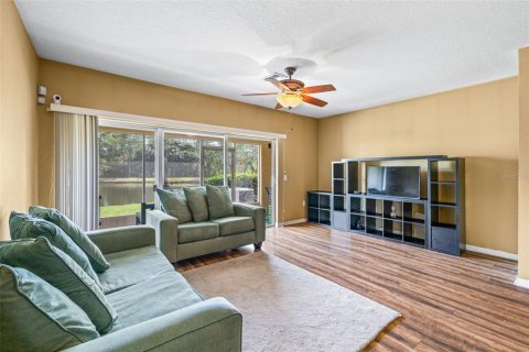Touwnhouse à vendre à Tampa, Floride: 2 chambres, 122.82 m2 № 906821 - photo 15