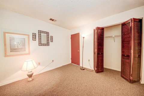 Touwnhouse à vendre à Kissimmee, Floride: 2 chambres, 96.43 m2 № 1335915 - photo 12