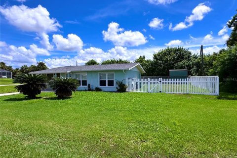 Villa ou maison à vendre à Punta Gorda, Floride: 2 chambres, 93.65 m2 № 1335917 - photo 1