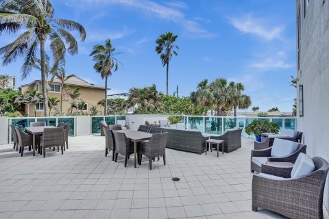 Copropriété à vendre à Pompano Beach, Floride: 2 chambres, 237.92 m2 № 1127811 - photo 13