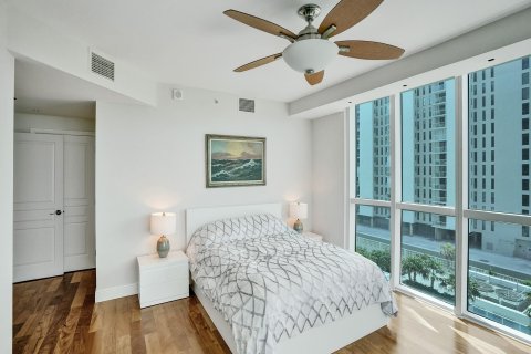 Copropriété à vendre à Pompano Beach, Floride: 2 chambres, 237.92 m2 № 1127811 - photo 28