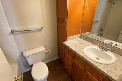 Condo in Orlando, Florida, 2 bedrooms  № 1341164 - photo 8