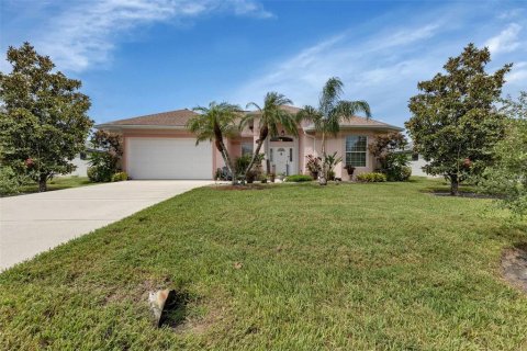 Villa ou maison à vendre à Punta Gorda, Floride: 3 chambres, 184.23 m2 № 1302226 - photo 1